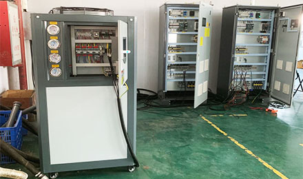 什么原因引起工業(yè)冷水機(jī)壓力過(guò)高的？