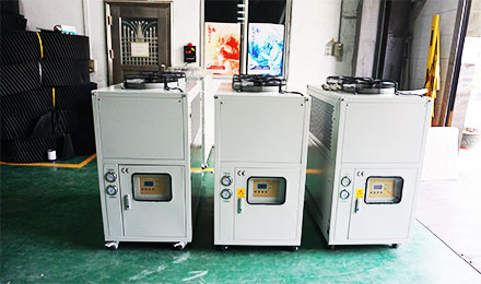 注塑行業(yè)冷水機組如何選型？